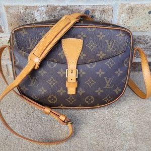 SOLD Louis Vuitton Jeunefille MM